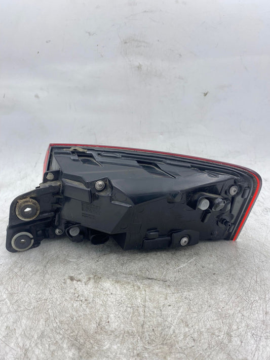 AUDI A5 8T REAR LEFT OUTER TAIL LIGHT 8W6945091