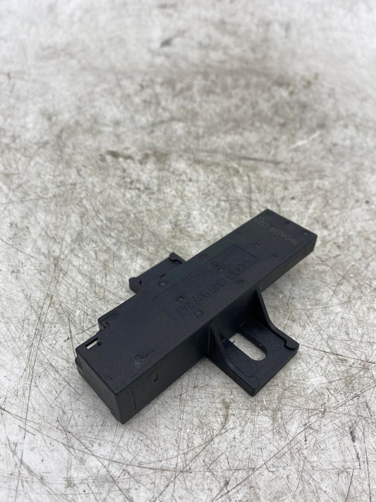 AUDI A5 8T KEYLESS ENTRY ANTENNA 4M0907247