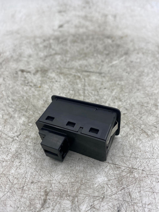 AUDI A5 8T REAR BOOT RELEASE SWITCH 4G0959831