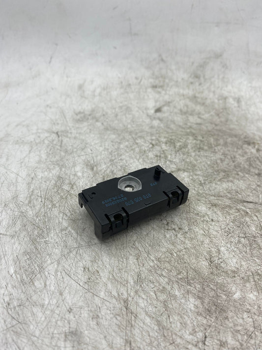 AUDI A5 8T COUPE 2015 ANTENNA NOISE SUPPRESSION FILTER 8T8035570