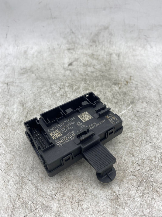 AUDI A5 8T FRONT LEFT DOOR CONTROL MODULE 4M0959793