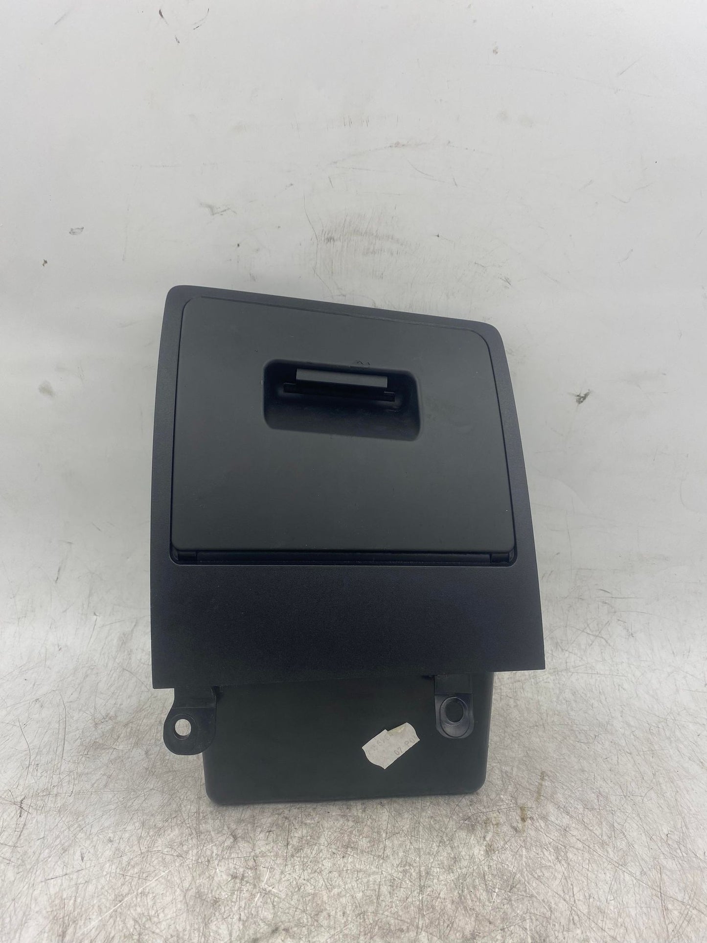 BMW 5 SERIES E60 COIN STORAGE COMPARTMENT 7156963