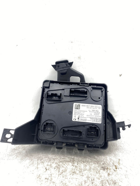 AUDI A5 8T BCM BODY CONTROL MODULE 8W0907064
