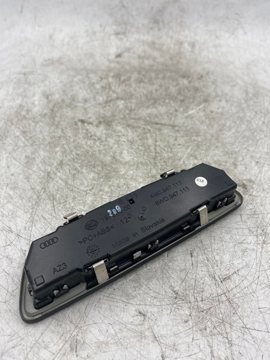 AUDI A5 8T REAR INTERIOR LIGHT 4M0947111