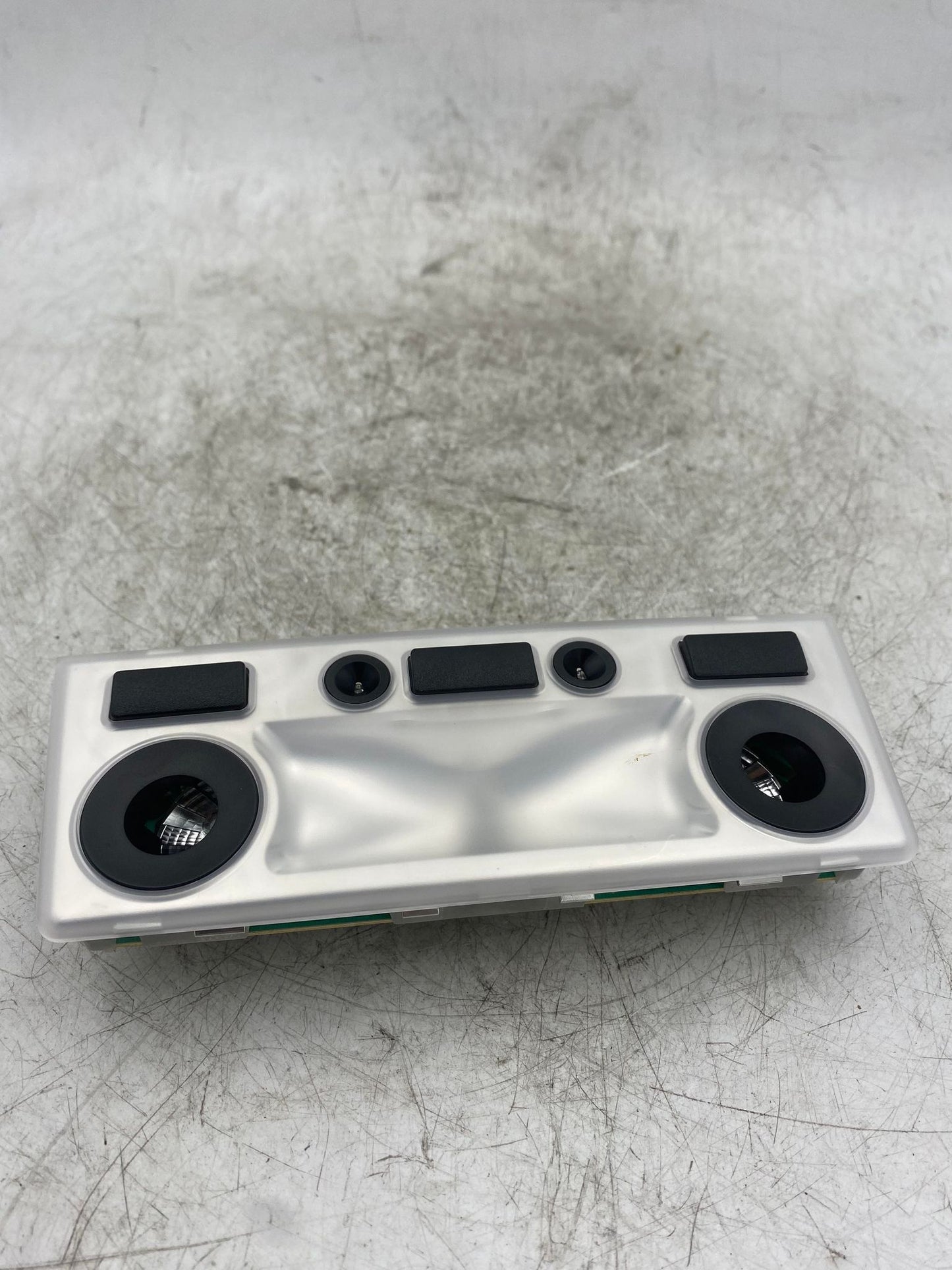 BMW 5 SERIES E60 FRONT INTERIOR READING DOME LIGHT 6962058