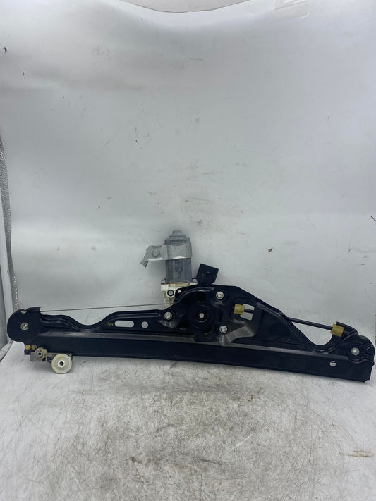 BMW 5 SERIES E60 REAR RIGHT PASSENGER WINDOW REGULATOR 7184746
