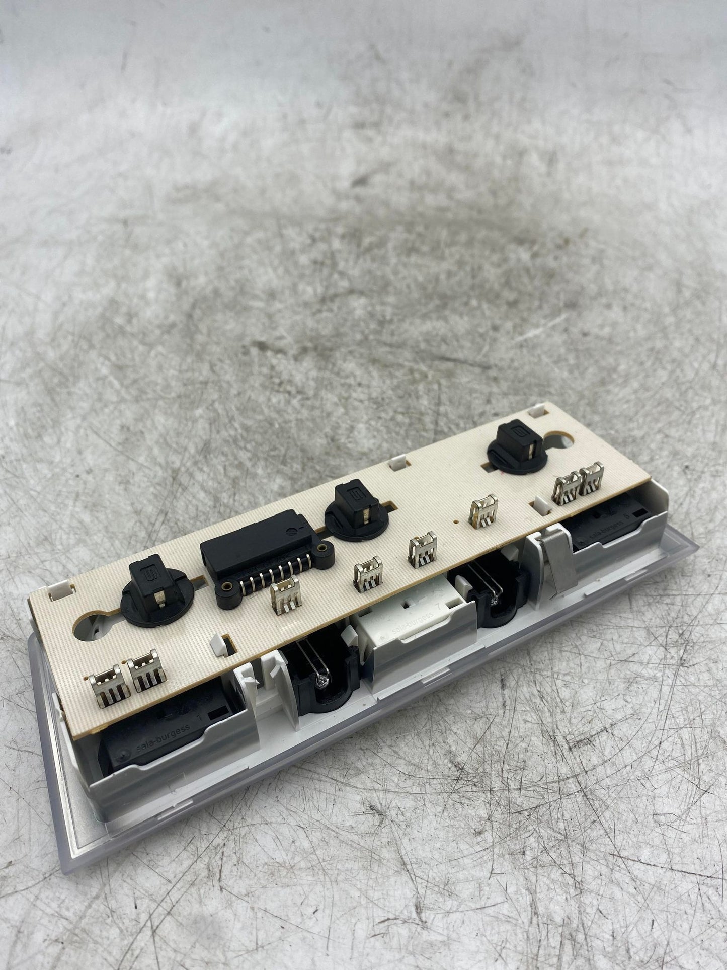 BMW 5 SERIES E60 FRONT INTERIOR READING DOME LIGHT 6962058