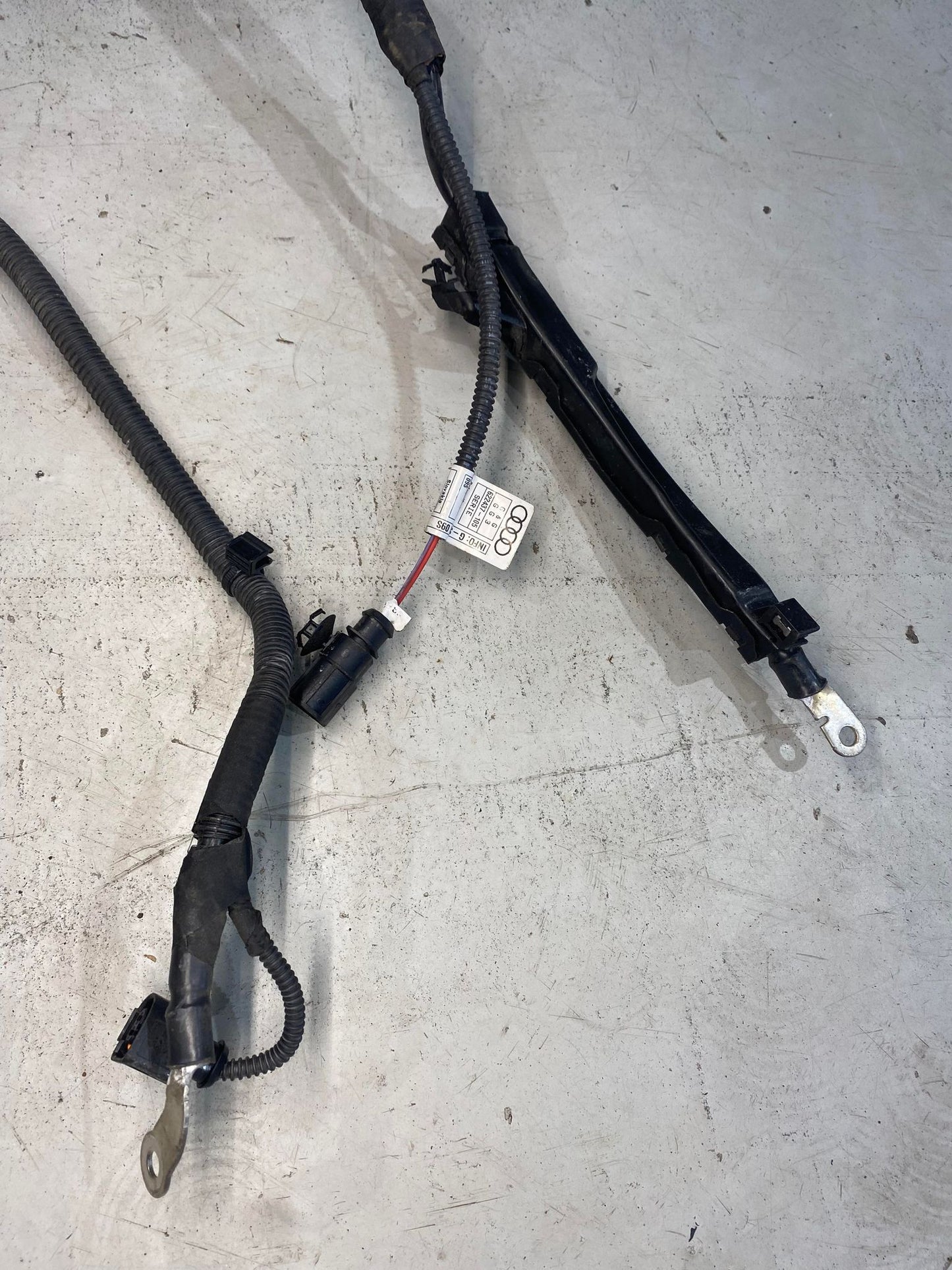 AUDI A5 8T ALTERNATOR STARTER WIRING HARNESS 8W0971228