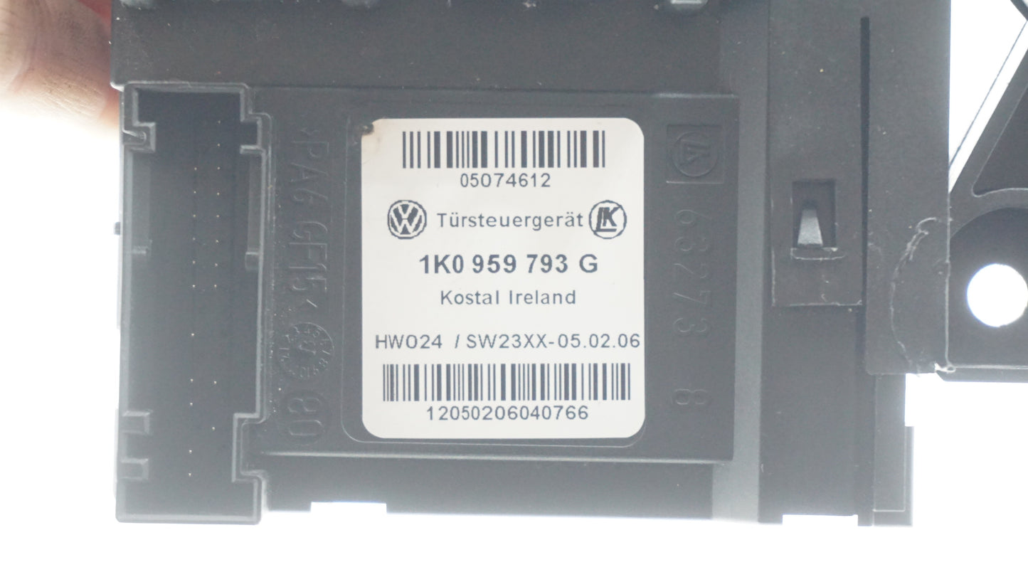 VW CADDY FRONT DRIVERS RHS WINDOW MOTOR REGULATOR 1K0959793G