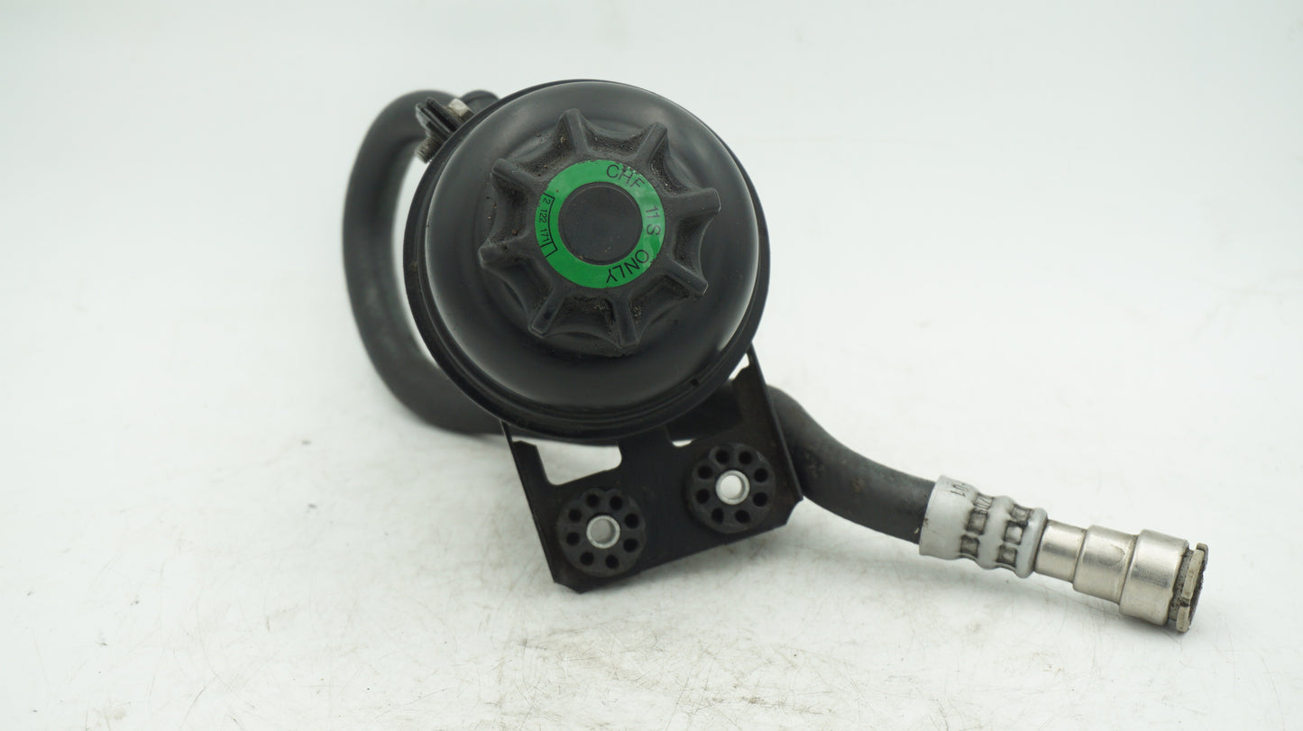 BMW 1 3 SERIES POWER STEERING TANK 6768094 - LRI Autoparts