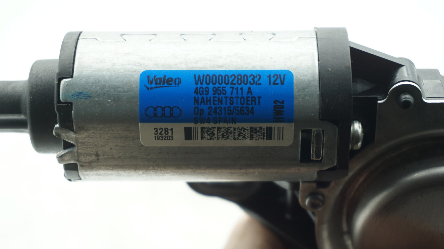 AUDI A1 Q REAR WINDSCREEN WIPER MOTOR 4G9955711A