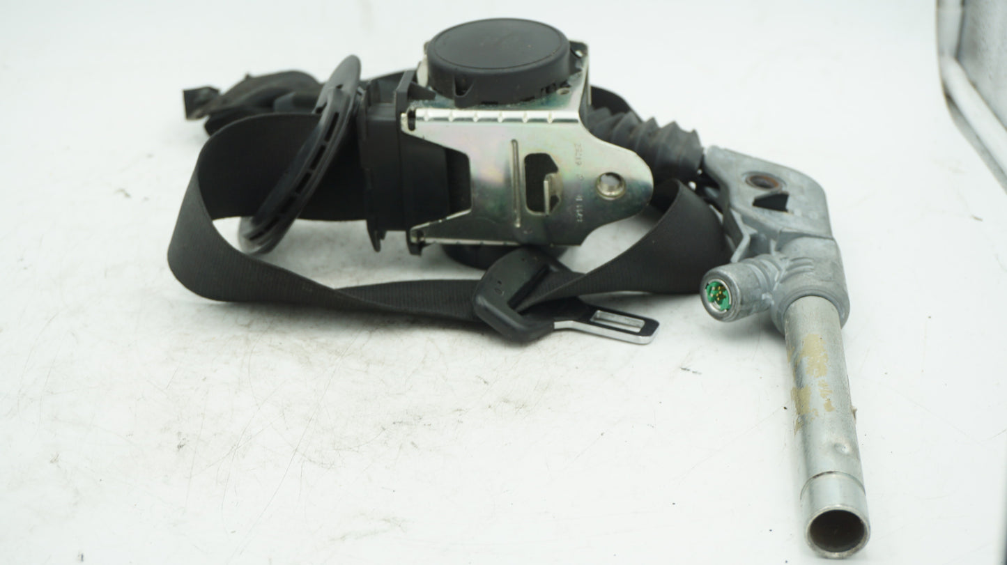 BMW 5 SERIES E60 RHS DRIVERS FRONT SEAT BELT 6058909f