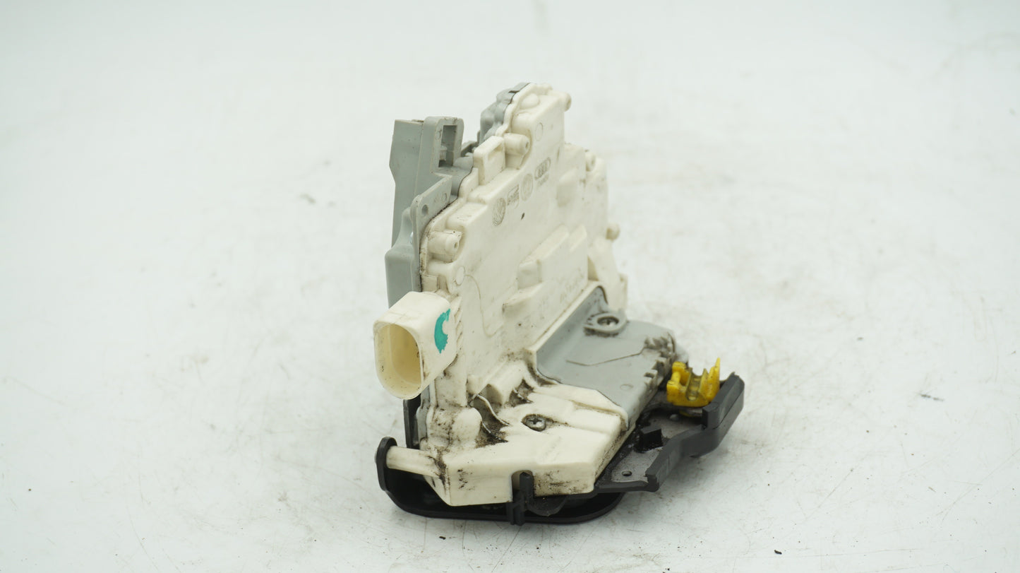 AUDI A3 A4 A6 S6 A8 R8 RS3 RS6 8 PIN FRONT LEFT DOOR LOCK ACTUATOR 4F2837015