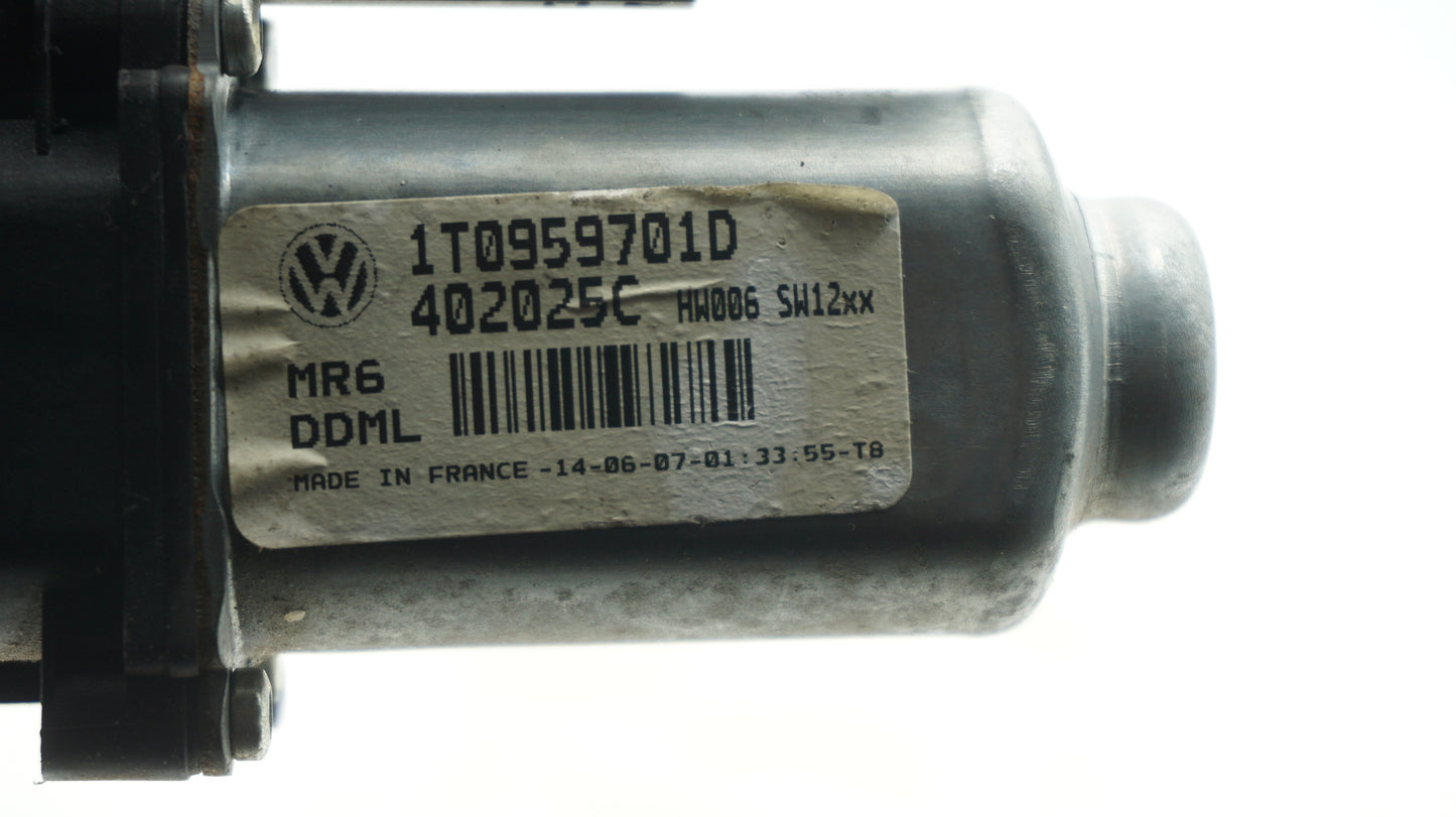 VW CADDY FRONT DRIVERS RHS WINDOW MOTOR REGULATOR 1K0959793J
