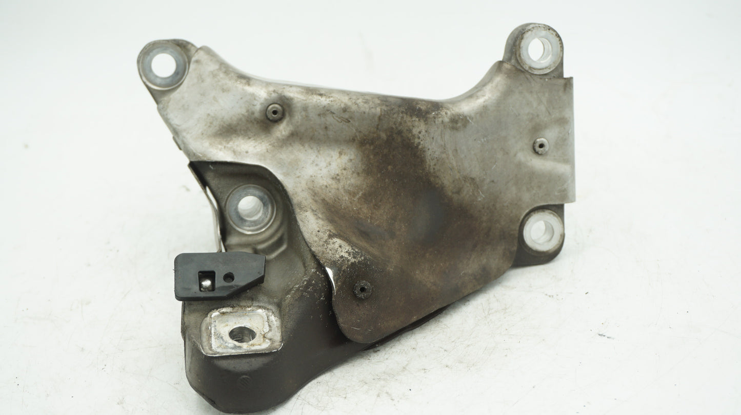 BMW 1 3 SERIES N54 RHS RIGHT SIDE ENGINE SUPPORT BRACKET 6772156 - LRI Autoparts