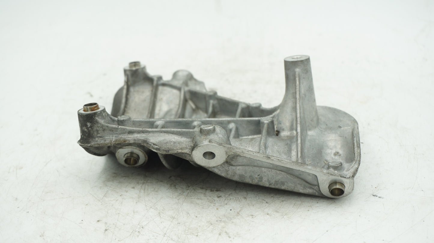 BMW 1 3 SERIES N54 AC COMPRESSOR BRACKET 7556836