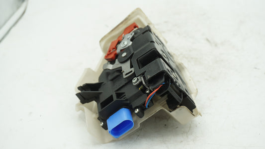 VW GOLF MK5 FRONT RIGHT DRIVERS DOOR LOCK ACTUATOR 3D2837016