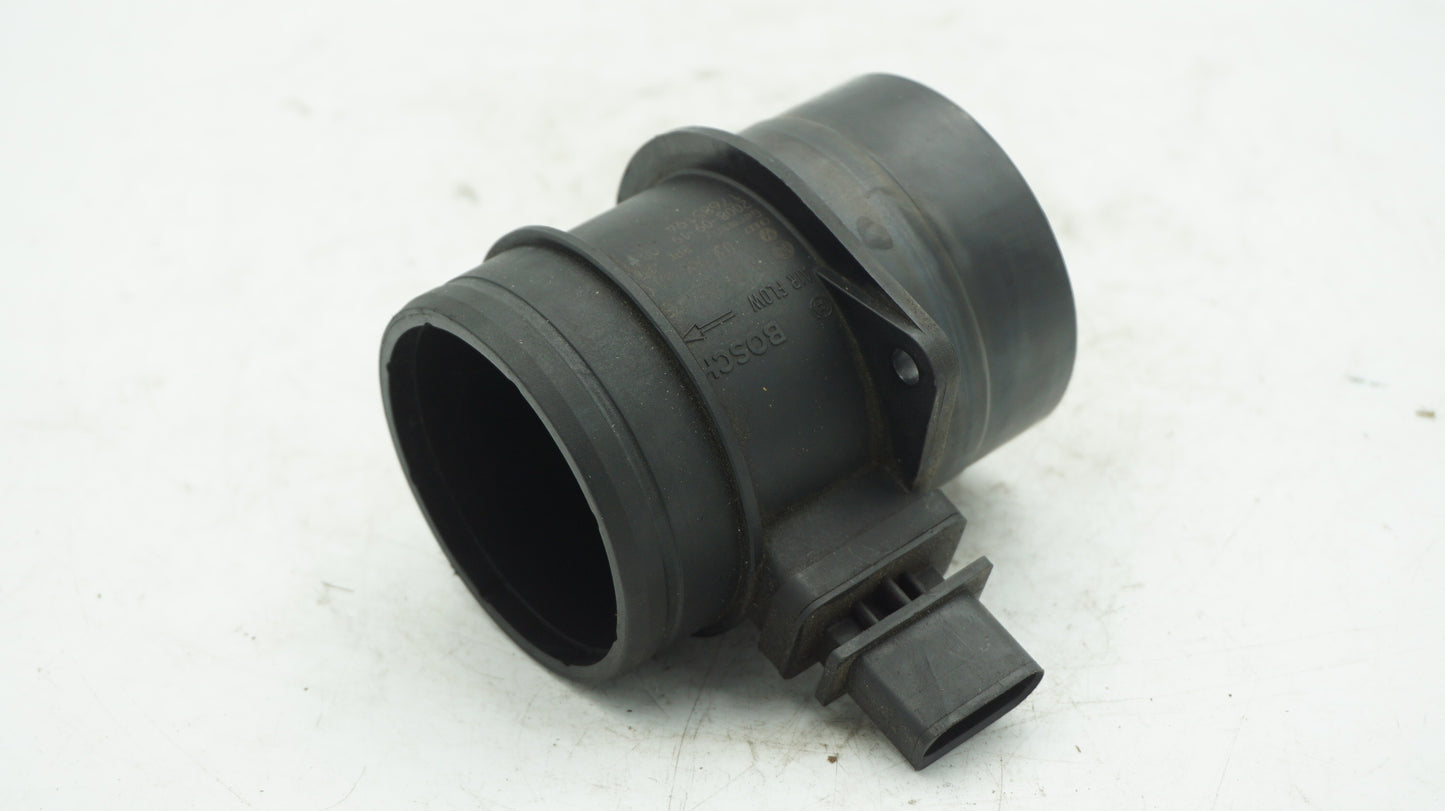 VW AUDI GENUINE AIR MASS FLOW SENSOR 03G906461