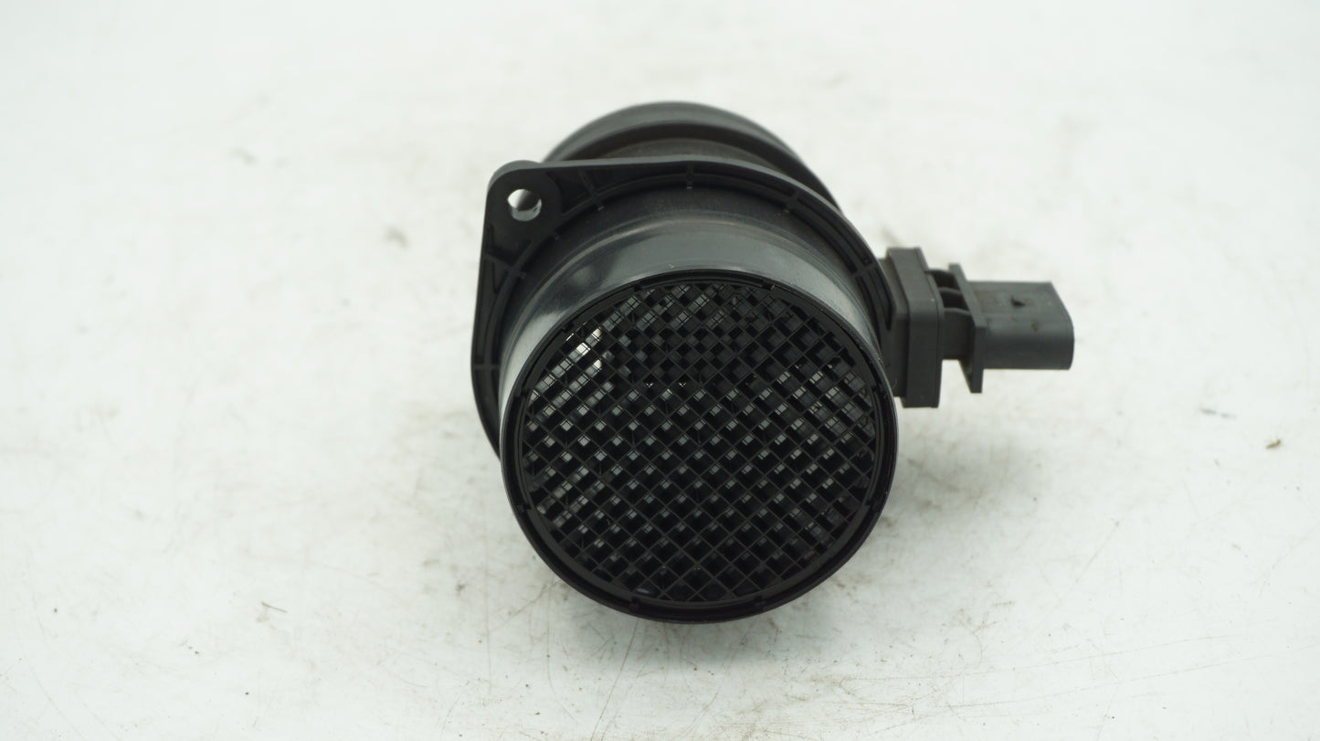 VW AUDI GENUINE AIR MASS FLOW SENSOR 03G906461
