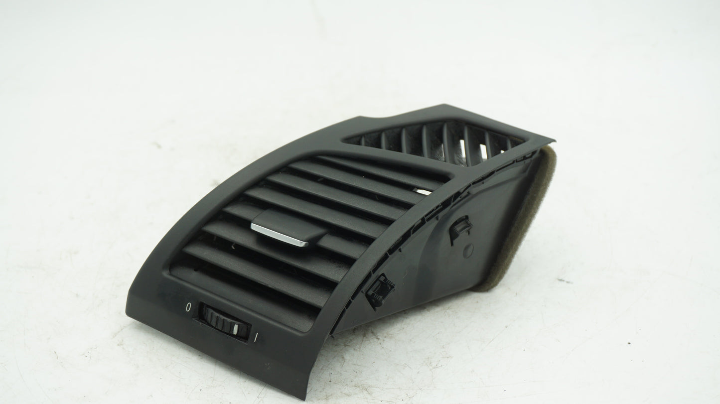 BMW E82 E87 E88 LEFT AIR VENT 7059187 - LRI Autoparts
