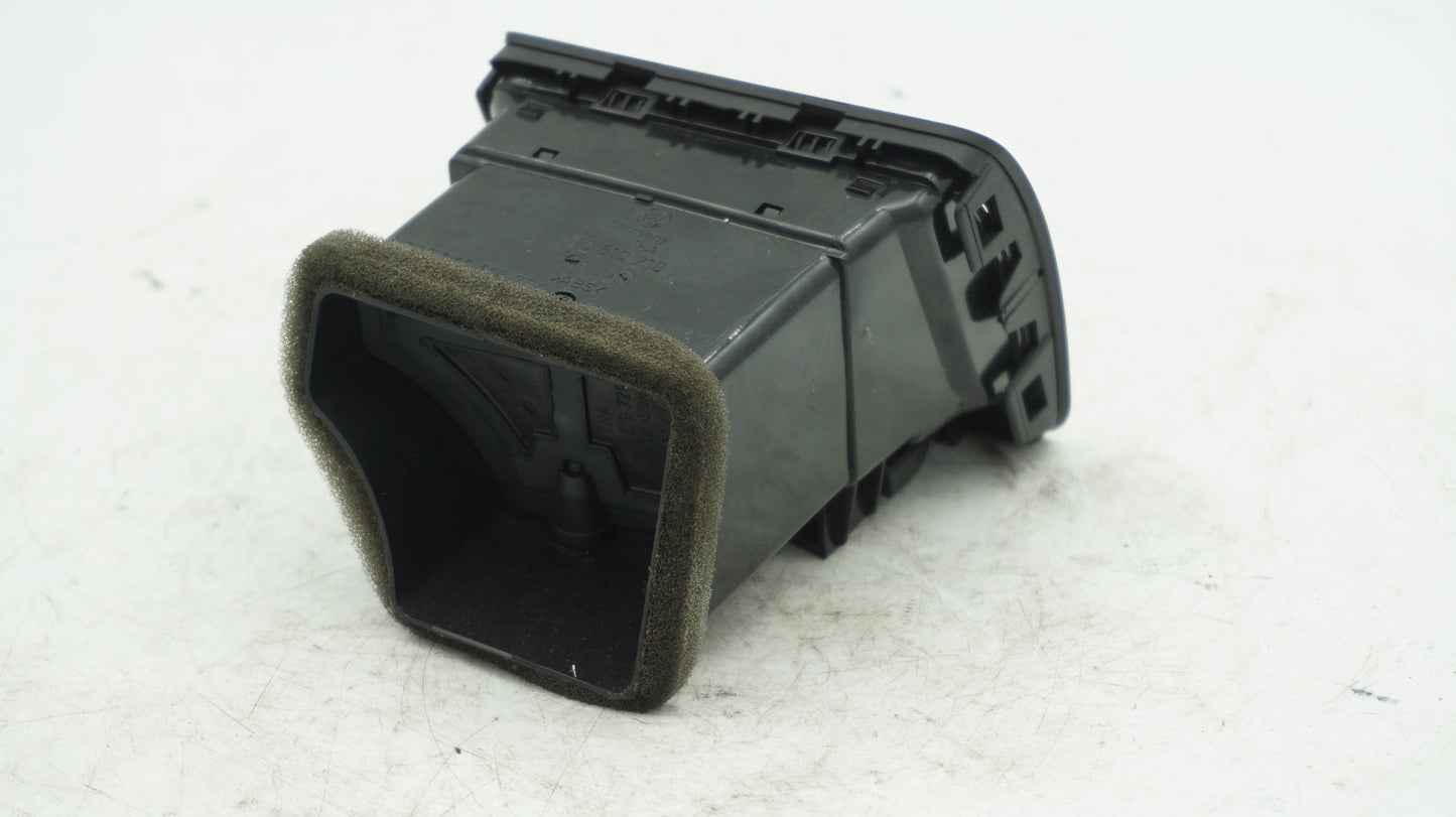 VOLKSWAGEN GOLF MK5 RIGHT SIDE DASH VENT 1K0819710