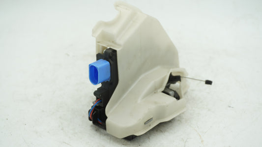 VW MK5 REAR LEFT DOOR LOCK ACTUATOR 7L0839015D