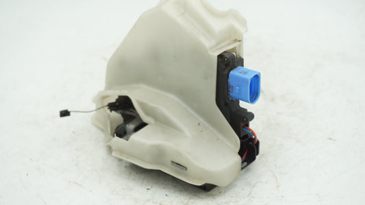 VW MK5 REAR RIGHT DOOR LOCK ACTUATOR 7L0839016D