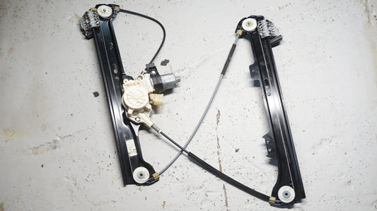 BMW 5 SERIES RHS DRIVERS SIDE WINDOW REGULATOR 7184384
