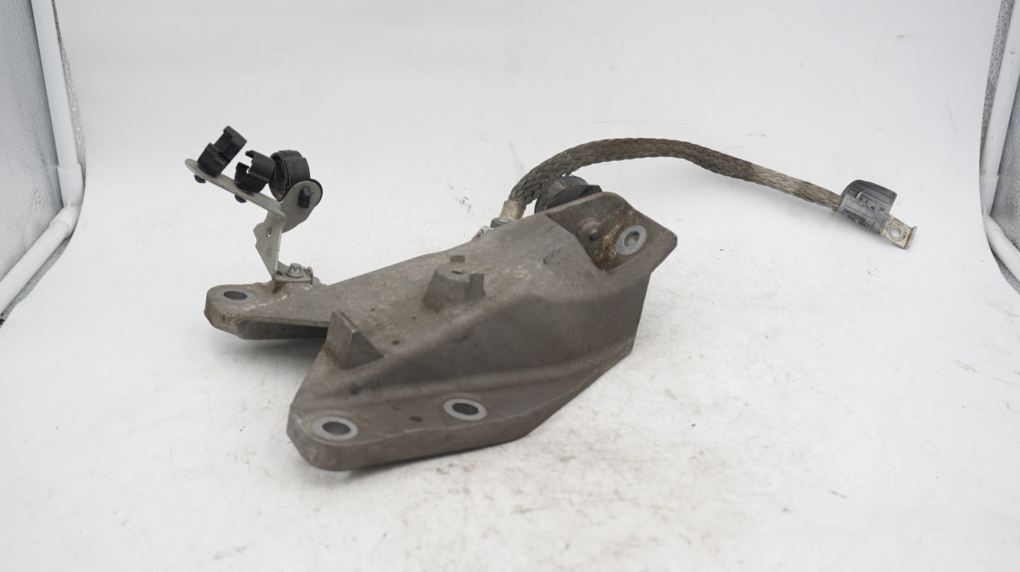 BMW 1 3 SERIES N54 ENGINE SUPPORT BRACKET 6760317 - LRI Autoparts