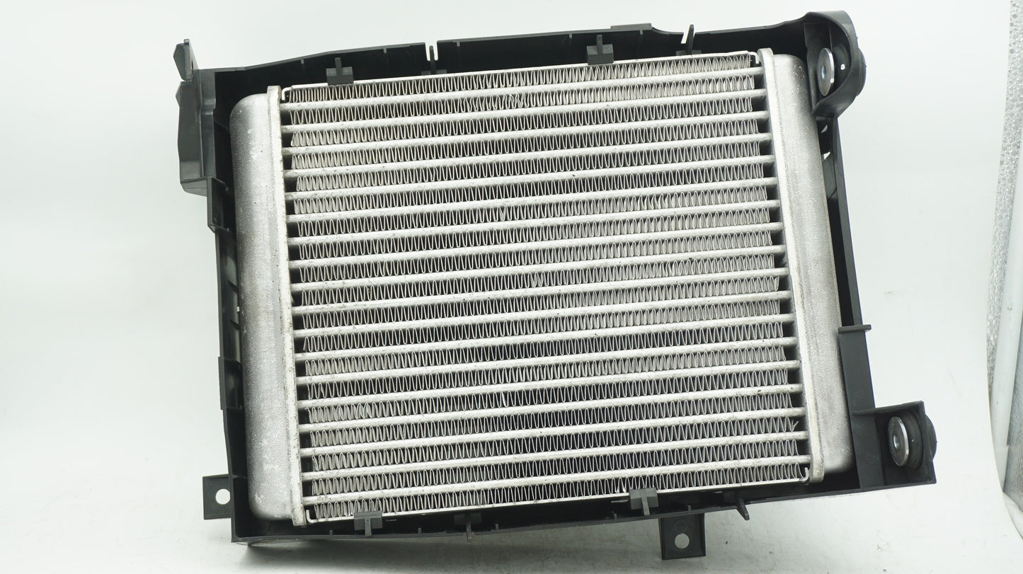 BMW X5 X6 M F86 S63R ENGINE AUXILIARY OIL COOLER 17217645693