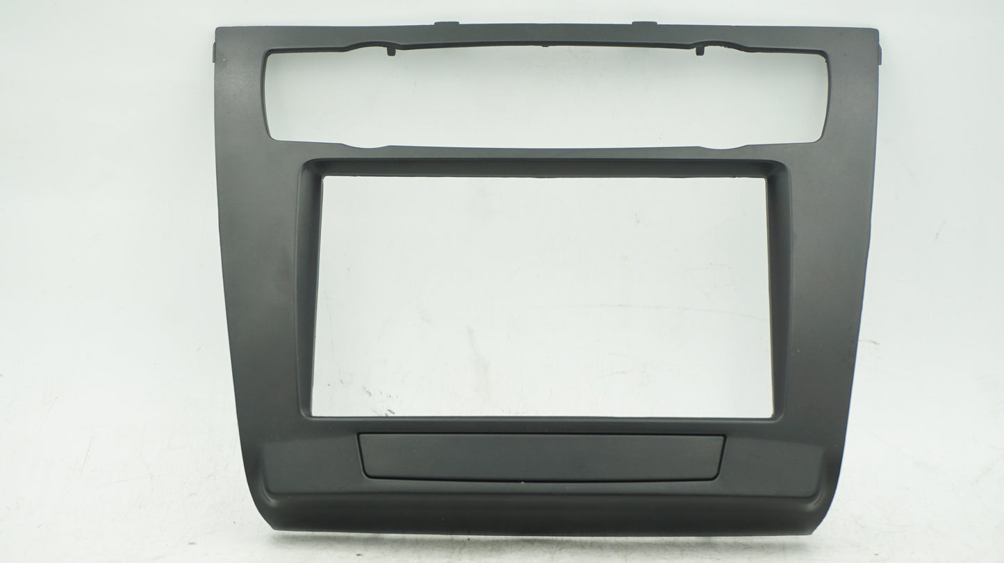 PIONEER AVH-Z5150BT APPLE CARPLAY ANDROID AUTO BMW 1 SERIES HEADUNIT