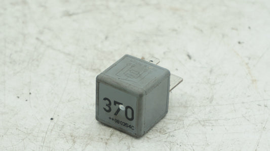 VW AUDI FUSE NUMBER 370 8D0951253