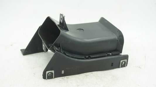 BMW 5 SERIES E60 LEFT BRAKE AIR DUCT 7039132