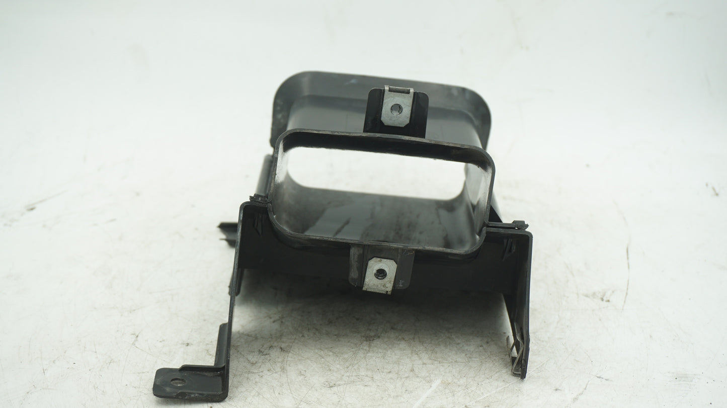 BMW 5 SERIES E60 LEFT BRAKE AIR DUCT 7039132