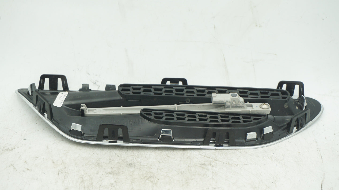 BMW F10 M5 FRONT LEFT FENDER GRILLE VENT 7903879