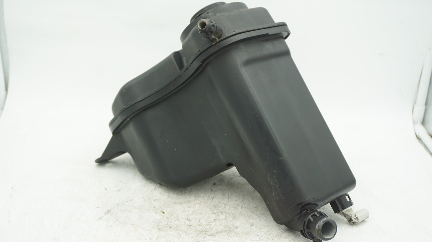 OEM BMW 1 3 X SERIES COOLANT EXPANSION TANK 7519368