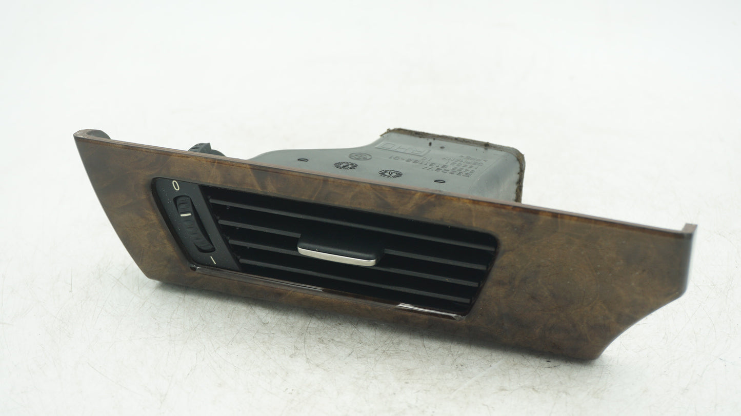 BMW 3 SERIES DASH RIGHT DRIVERS SIDE AIR VENT 9151168 - LRI Autoparts