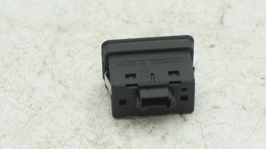 BMW 5 SERIES E39 WINDOW SWITCH BUTTON 8368974