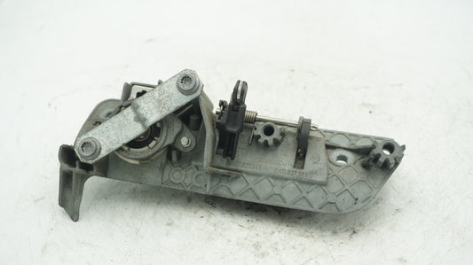 VW CADDY REAR TAILGATE DOOR HANDLE AND LOCK 2K0827565