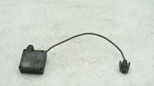 BMW 5 SERIES E39 ANTENNA NOISE SUPPRESSION FILTER 8380945