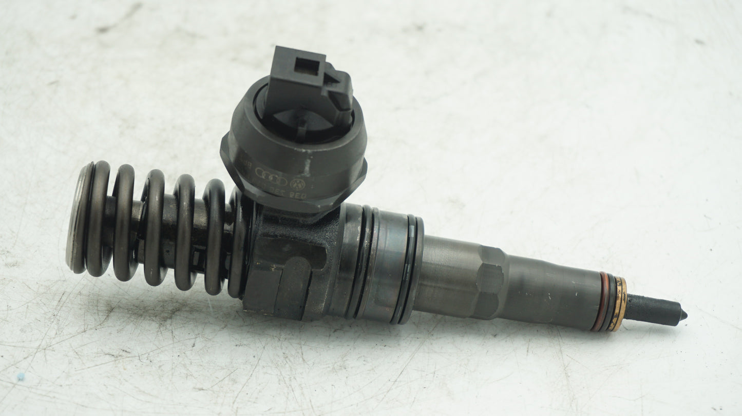 VW AUDI 1.9TDI BLS CADDY GOLF DIESEL INJECTOR 0414720313
