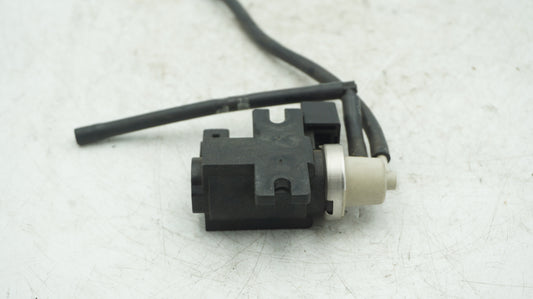 BMW N54 TURBO BOOST PRESSURE CONVERTER 7548706