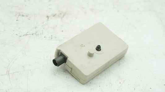 BMW 3 SERIES E93 CONVERTIBLE ANTENA AMPLIFIER 6968649