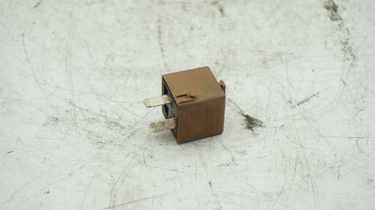 BMW 5 SERIES E34 RELAY FUSE 1388729