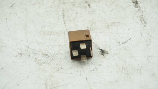 BMW 5 SERIES E34 RELAY FUSE 1388729