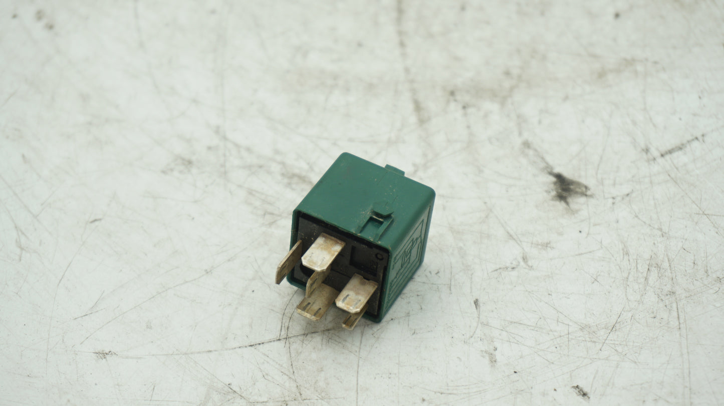 BMW 5 SERIES E34 RELAY FUSE 8350566