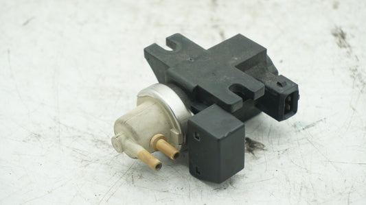 BMW N54 TURBO BOOST PRESSURE CONVERTER 7548706