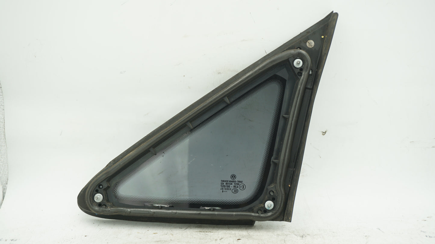 VW CADDY QUATER FRONT RIGHT WINDOW 43R001057