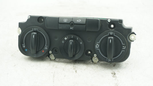 VW CADDY CLIMATE CONTROL UNIT 1T2820047
