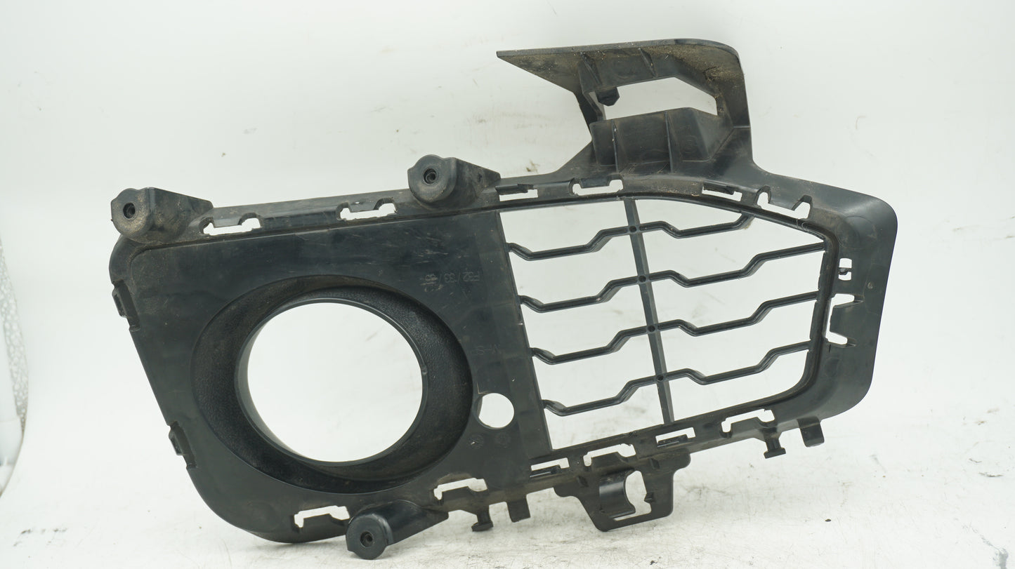 BMW 4 SERIES F32 F33 F36 FRONT BUMPER LOWER RIGHT GRILL 8054508